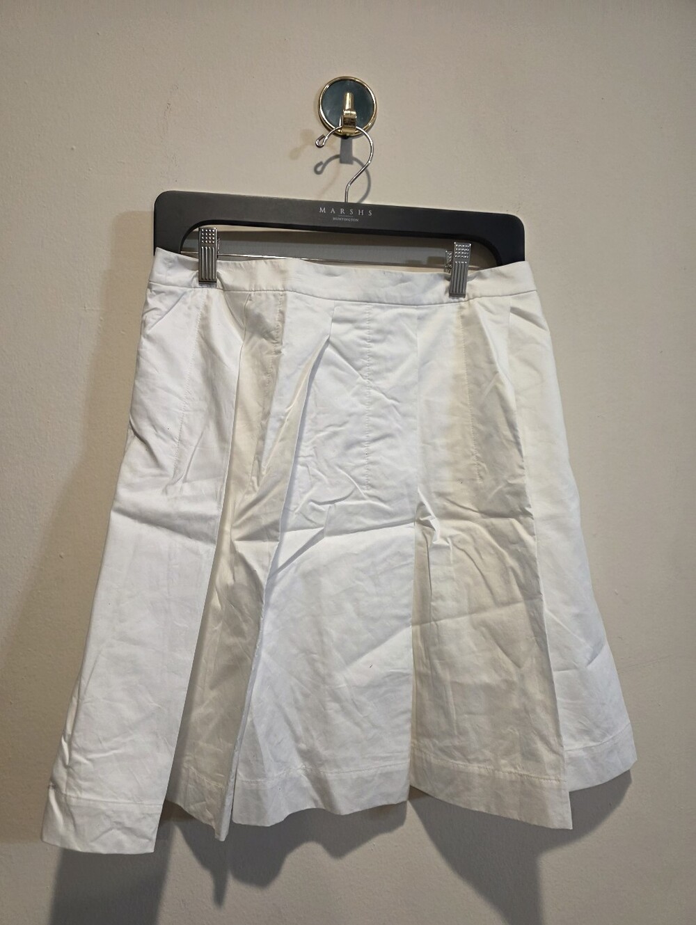Theory White A-Line Pleated Skirt